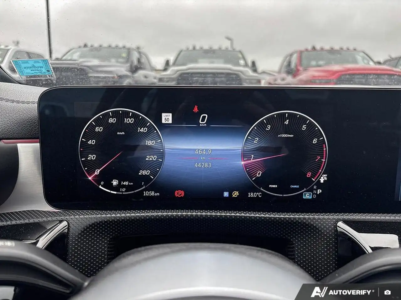 Mercedes-Benz CLA снимка Mercedes-Benz CLA