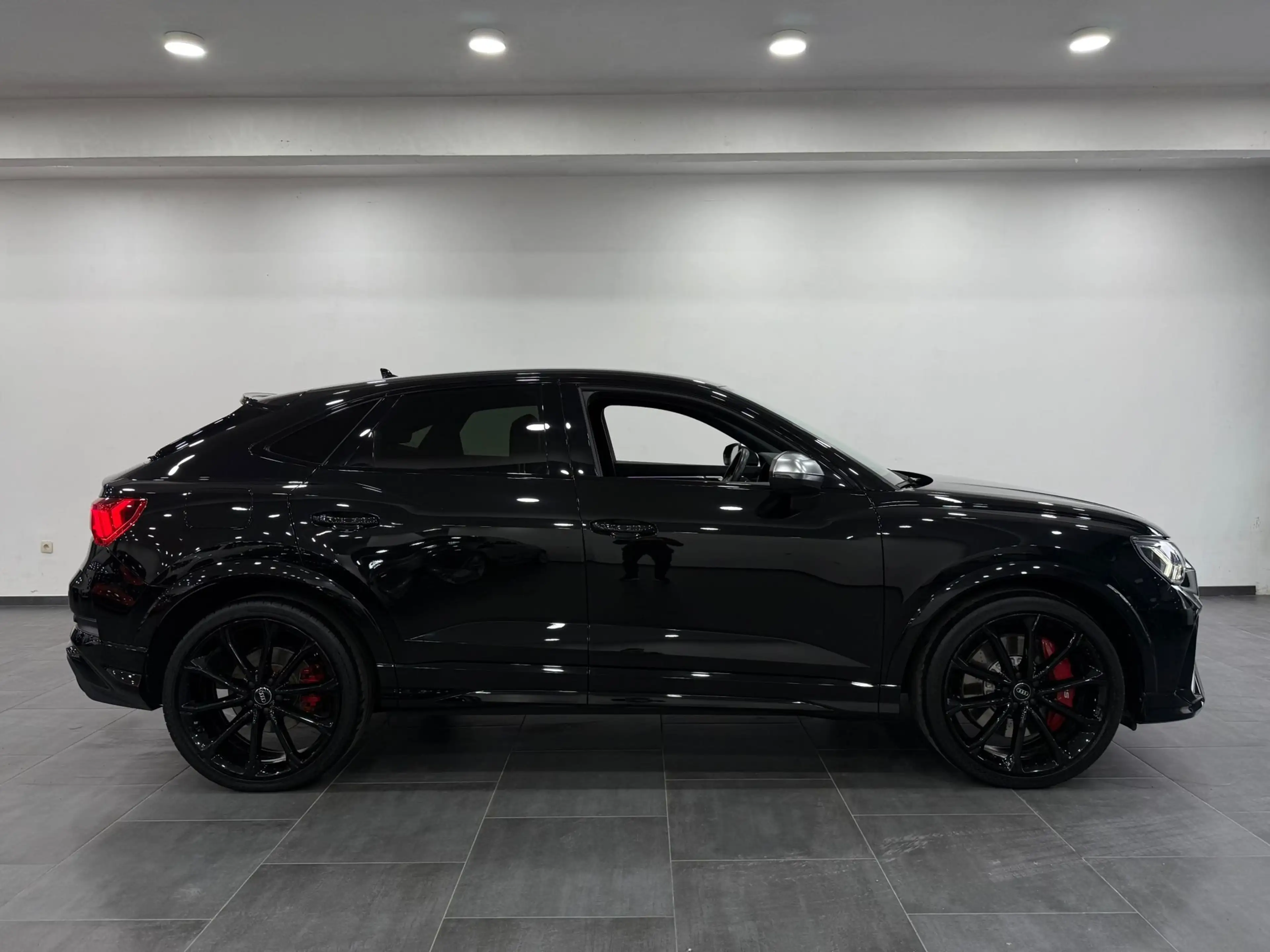 Audi RS Q3 Sportback 2.5 TFSI Quattro Belgian Carpass F — photo 3