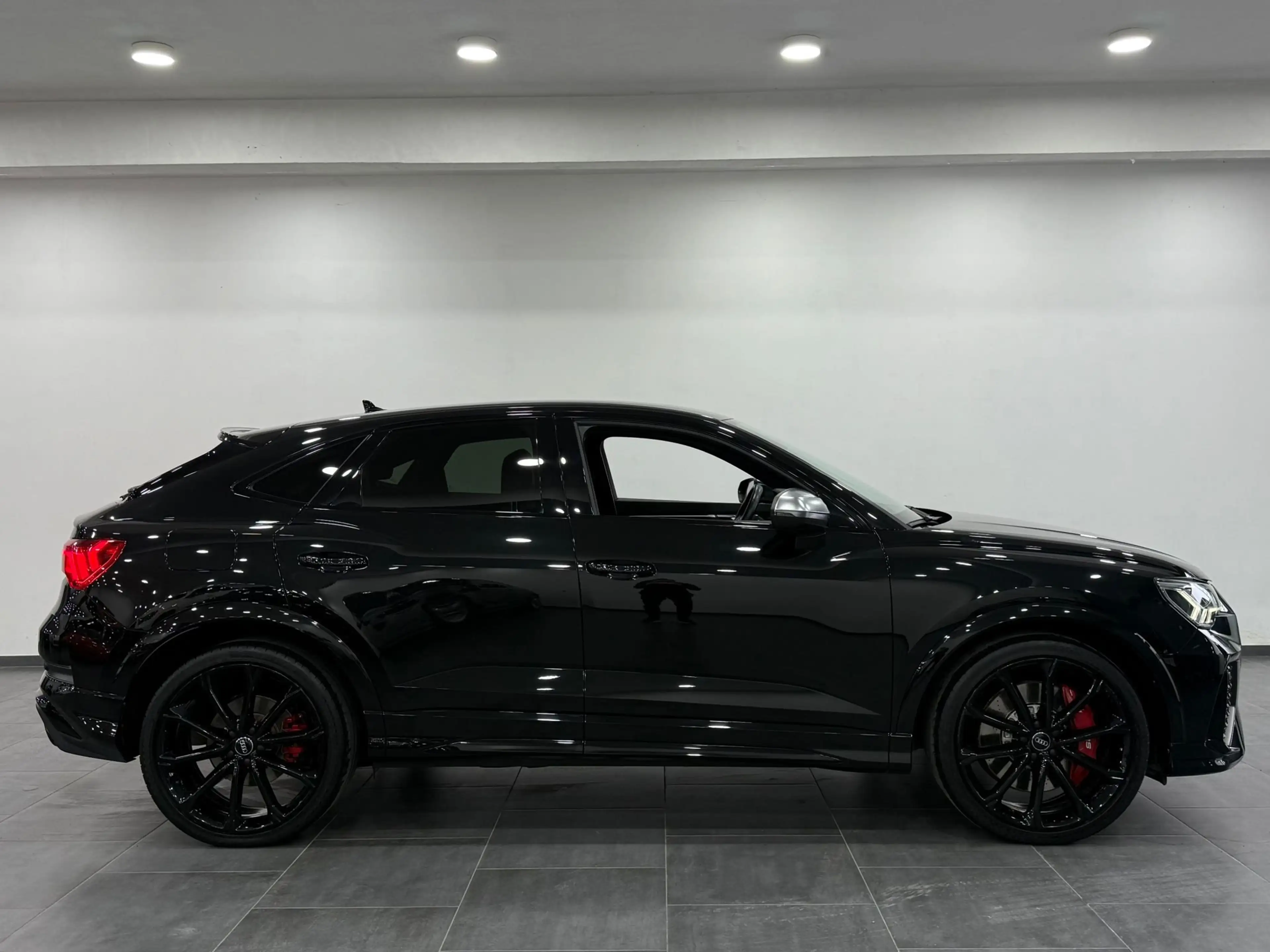 Audi RS Q3 Sportback 2.5 TFSI Quattro Belgian Carpass F — photo 10