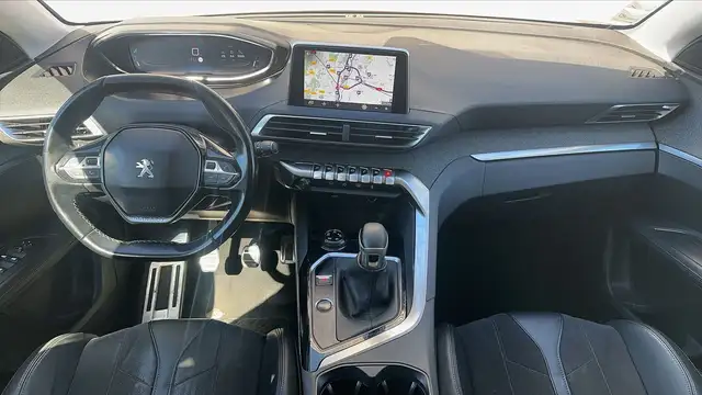 Peugeot 3008 view 11