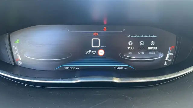 Peugeot 3008 view 12