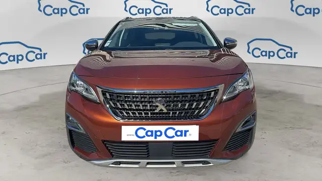 Peugeot 3008 view 5