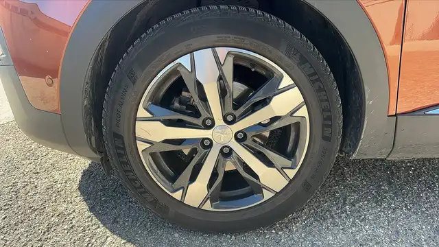 Peugeot 3008 view 18