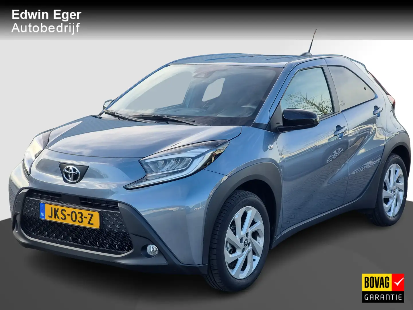 Toyota Aygo X 1.0 VVT-i MT Pulse | Apple car play| Andriod Auto Grijs - 1
