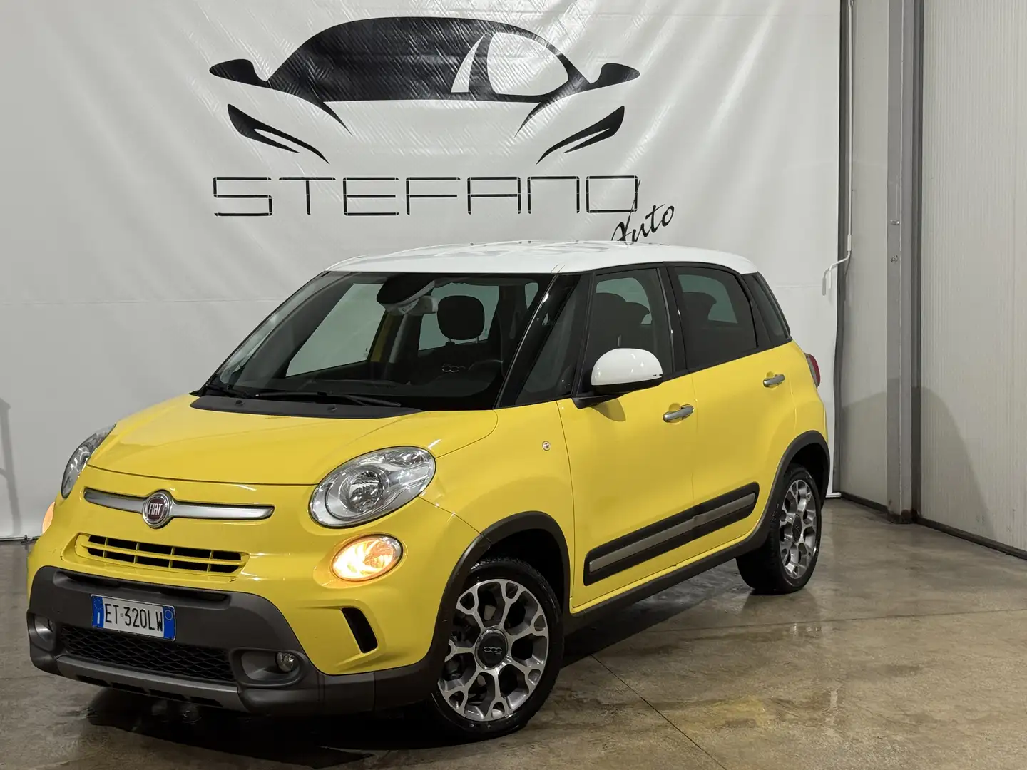 Fiat 500L 1.3 mjt Trekking 85cv Jaune - 1