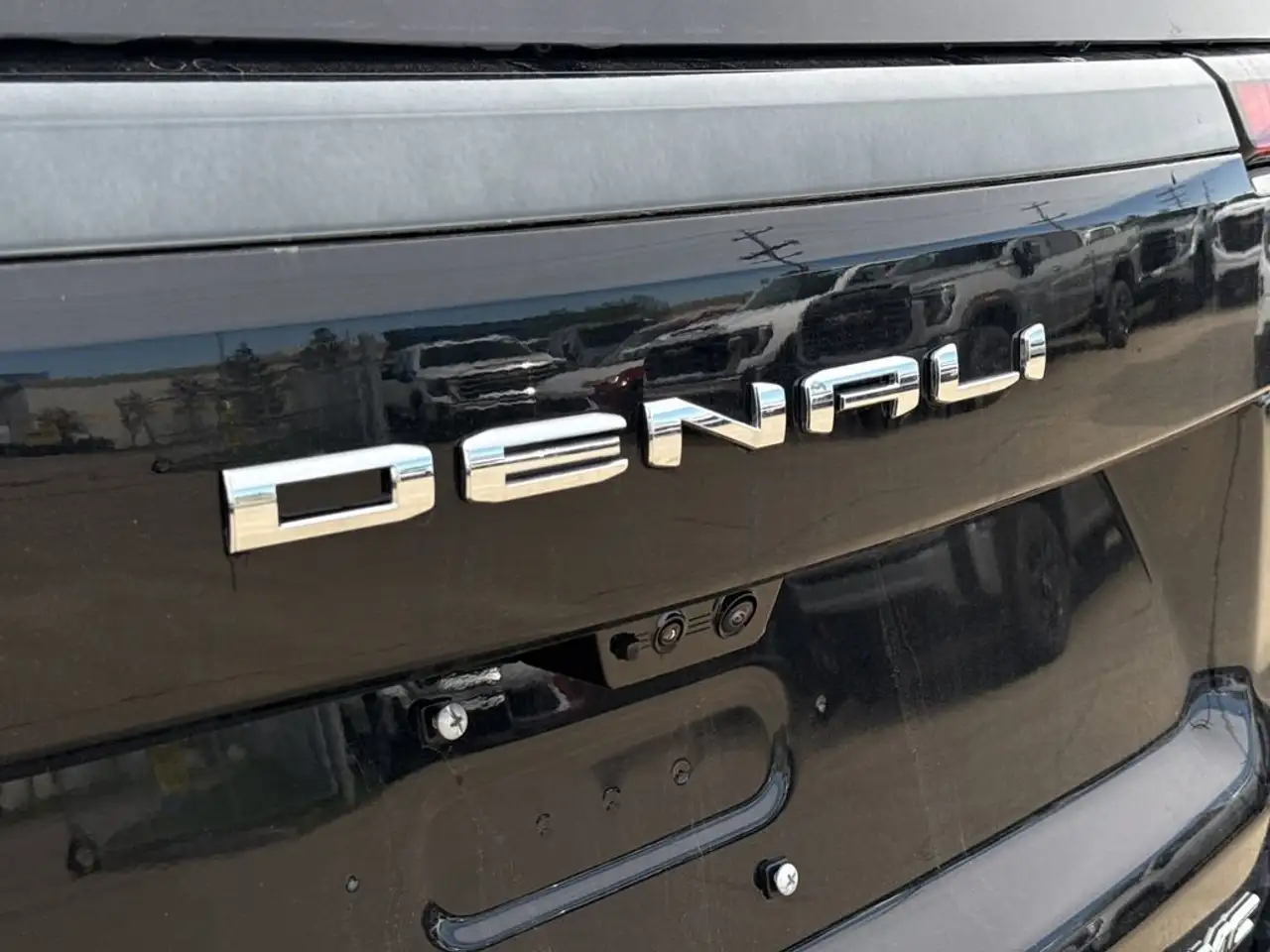 GMC Yukon снимка GMC Yukon