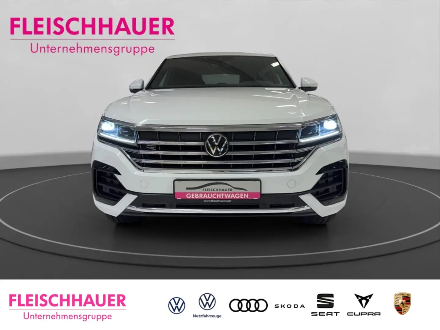 Volkswagen Touareg 3.0 TDI V6 4M R-Line Navi+VC+20''+AHK+Dynaudio+LED Weiß - 2