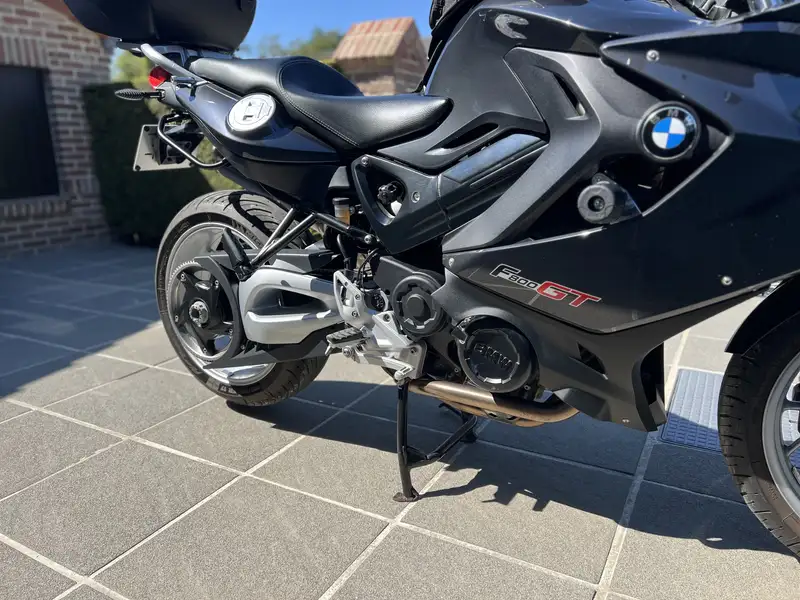 BMW F 800 GT - foto 5
