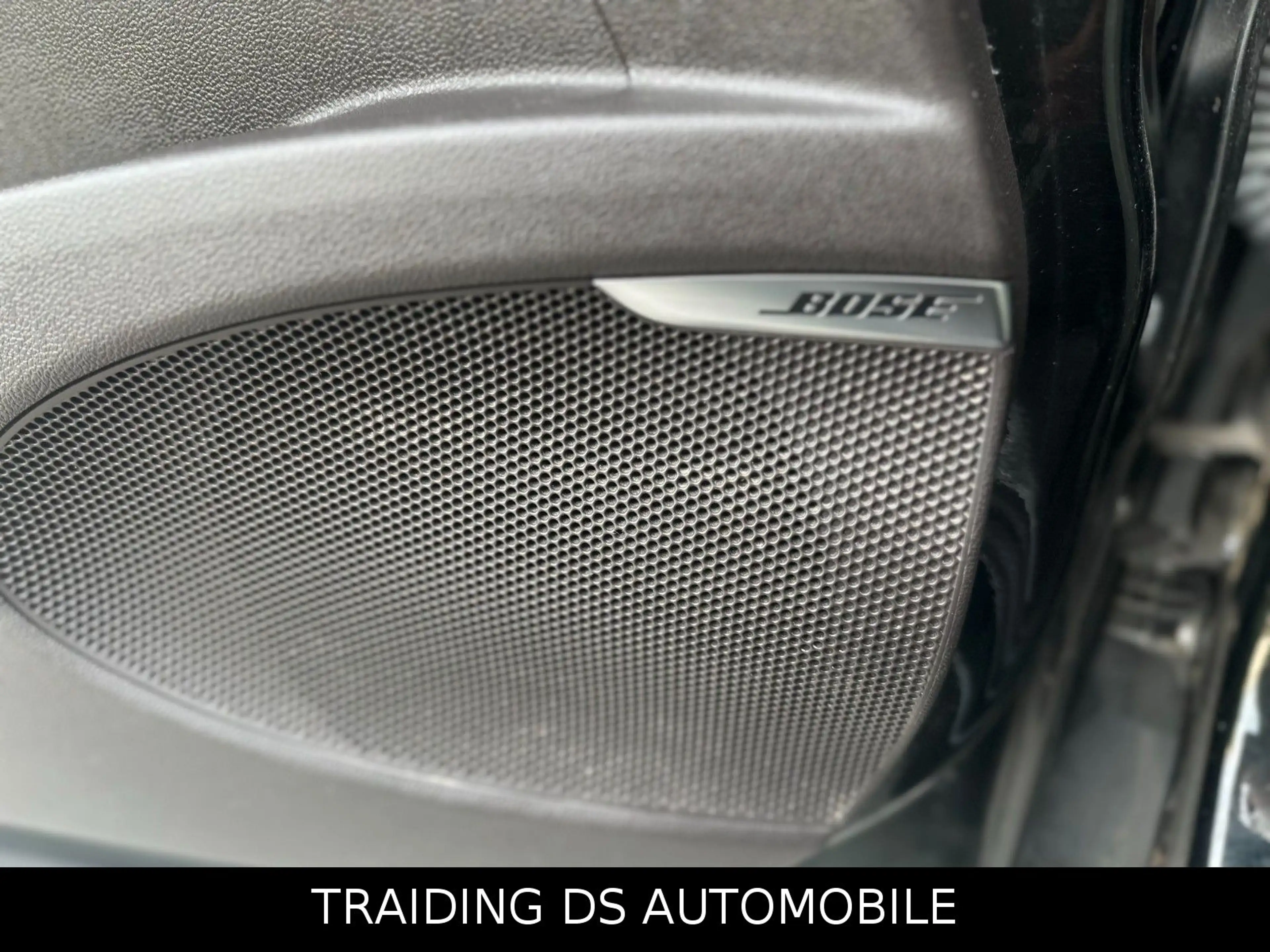 Renault Espace ESPACE--7 SITZE-- BOSE/PANO/TOT. WINKEL/GARANTIE — photo 13