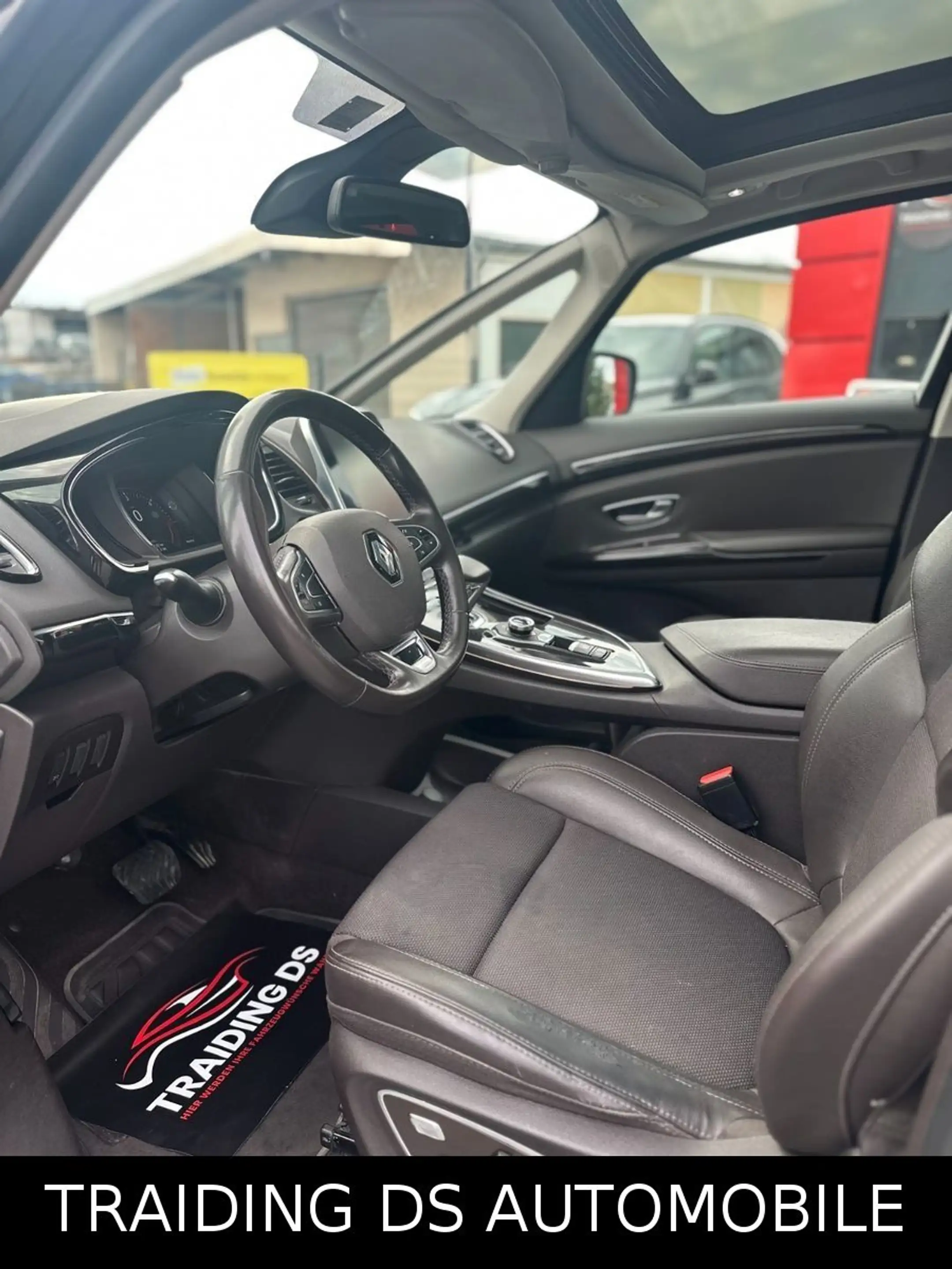 Renault Espace ESPACE--7 SITZE-- BOSE/PANO/TOT. WINKEL/GARANTIE — photo 10