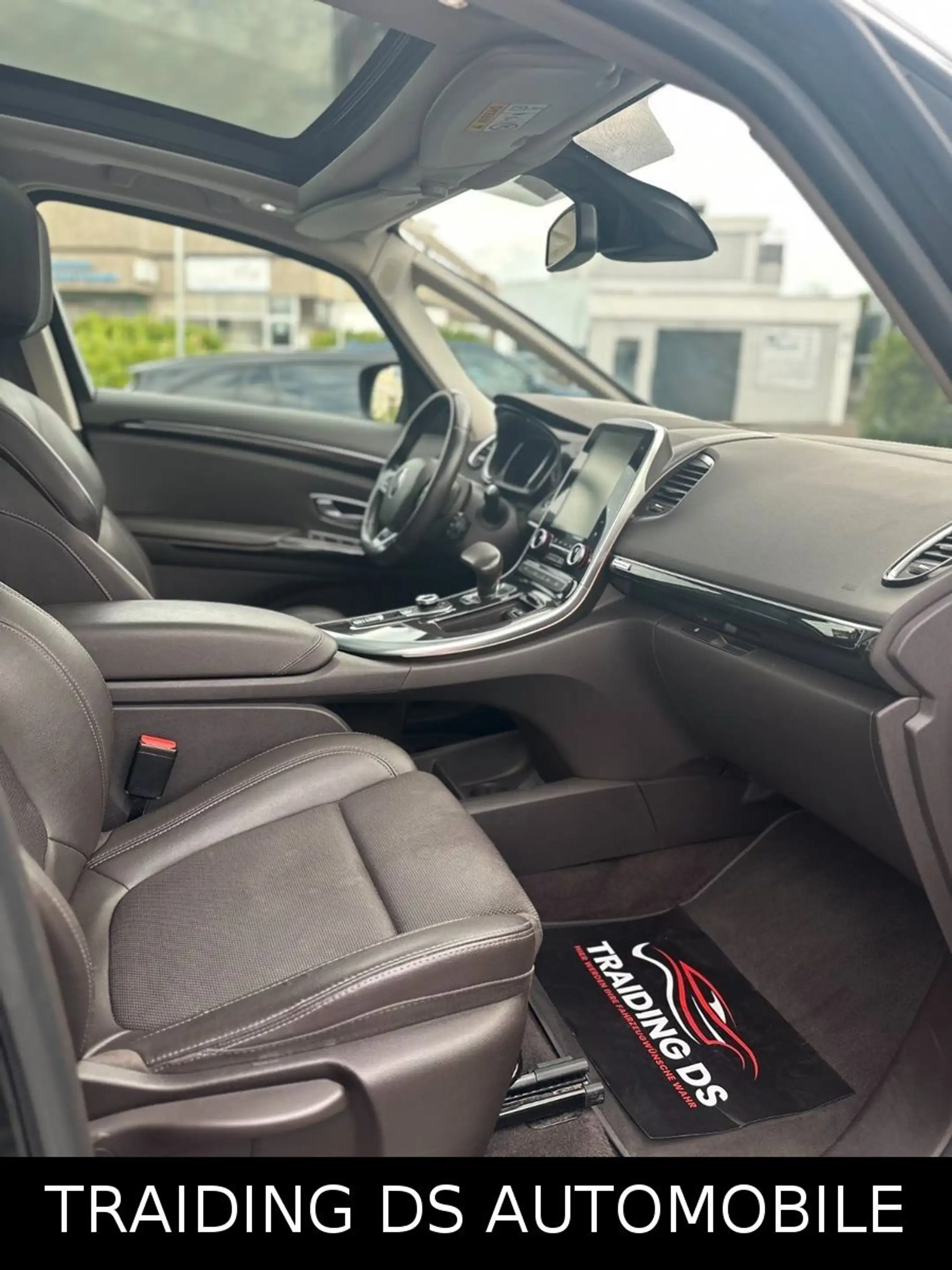 Renault Espace ESPACE--7 SITZE-- BOSE/PANO/TOT. WINKEL/GARANTIE — photo 14