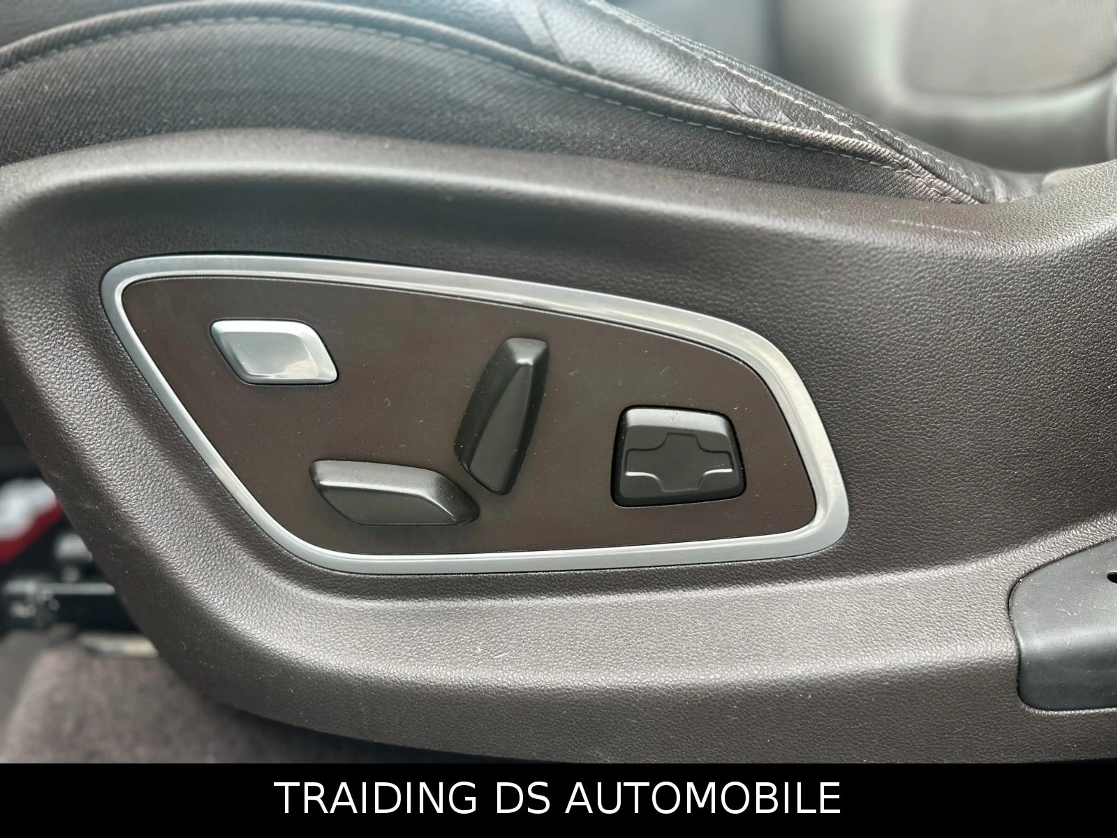 Renault Espace ESPACE--7 SITZE-- BOSE/PANO/TOT. WINKEL/GARANTIE — photo 12