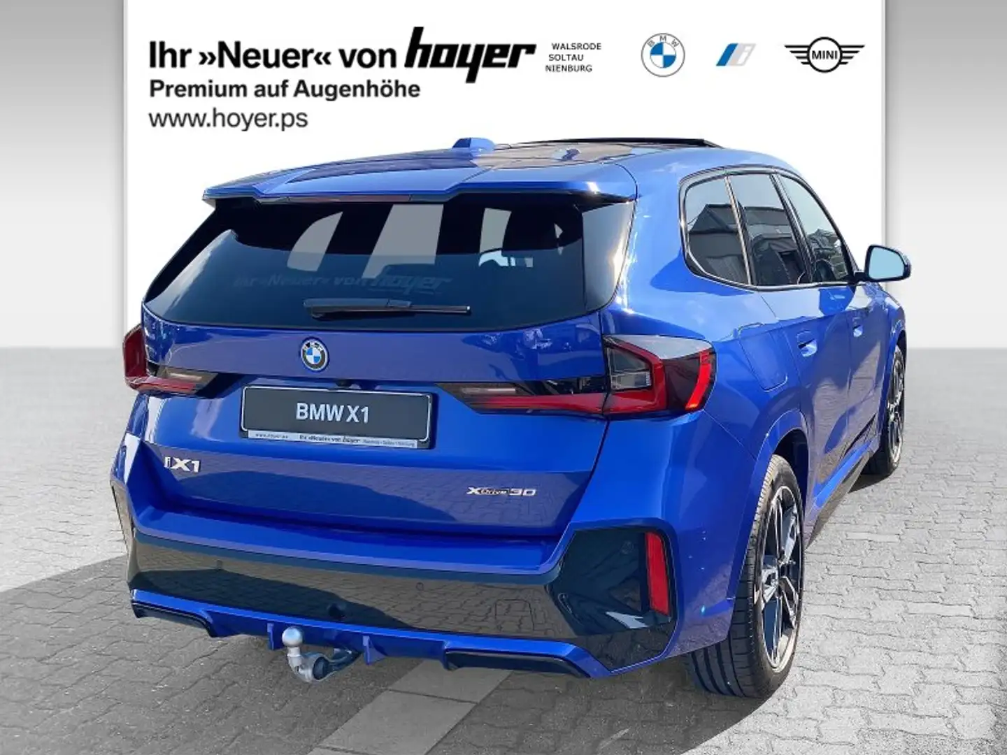 BMW iX1 xDrive30 M Sportpaket Innovationspaket Travel Pake Blau - 2