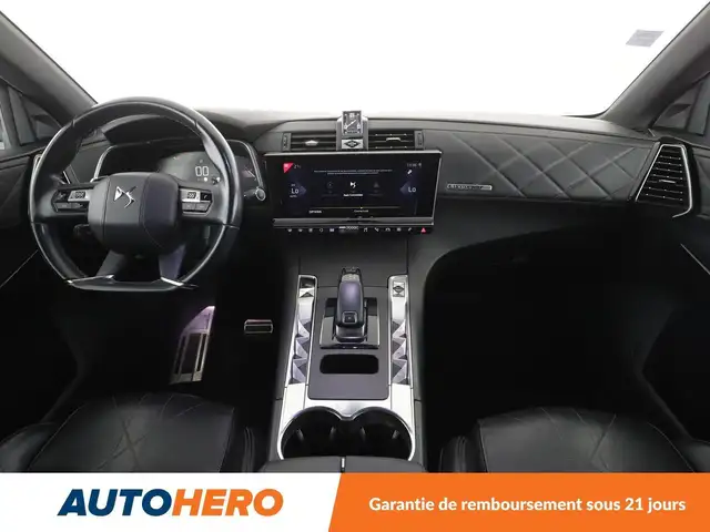 DS Automobiles DS 7 Crossback view 12