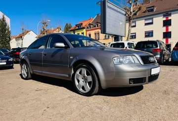 4.2 V8 quattro Lim Automatik Navi Xenon Leder