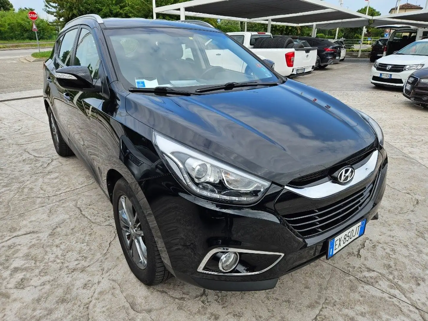 Hyundai iX35 1.7 CRDi 2WD Comfort Gris - 2