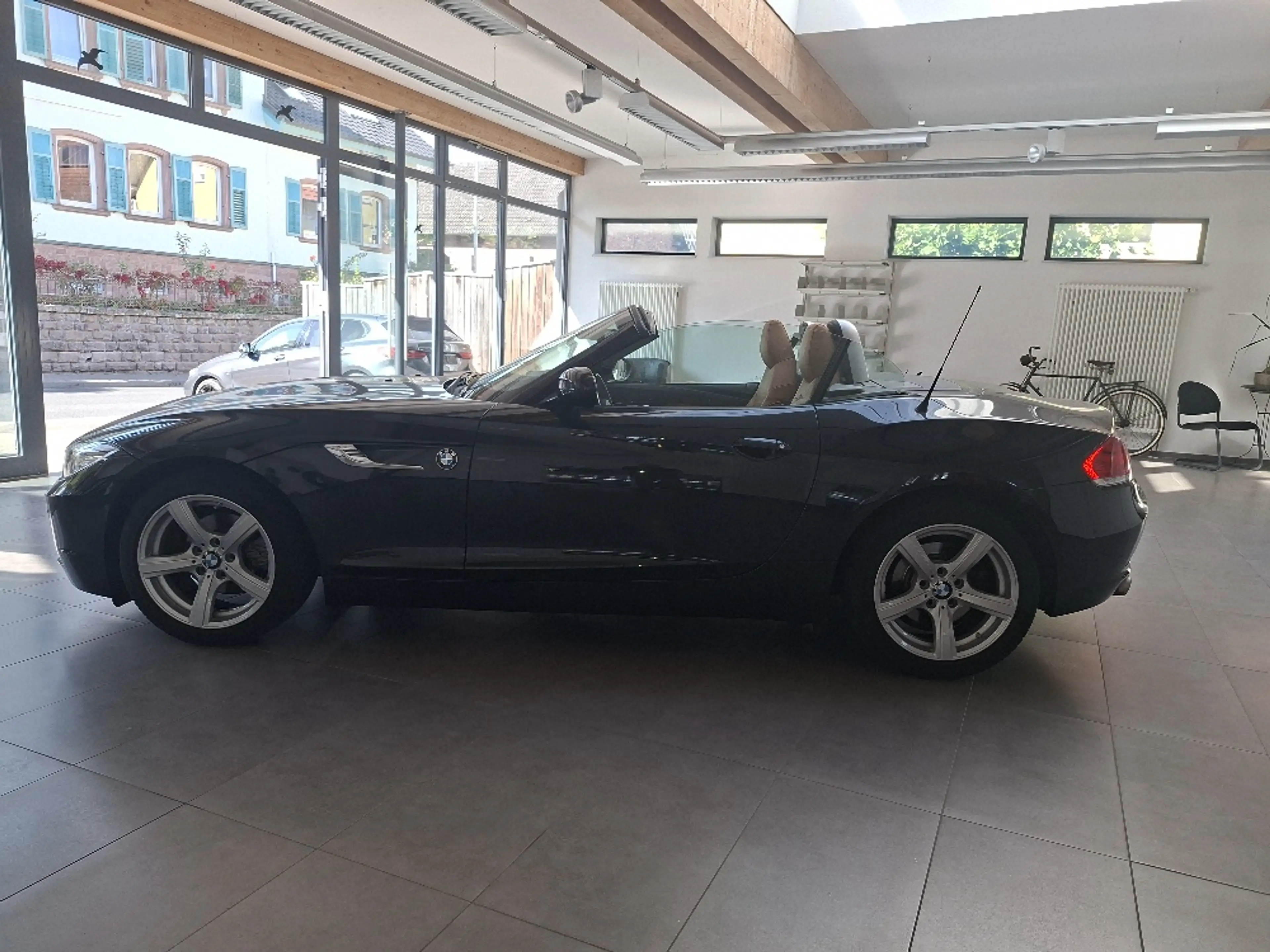 BMW Z4 Roadster sdrive 18 i — photo 14