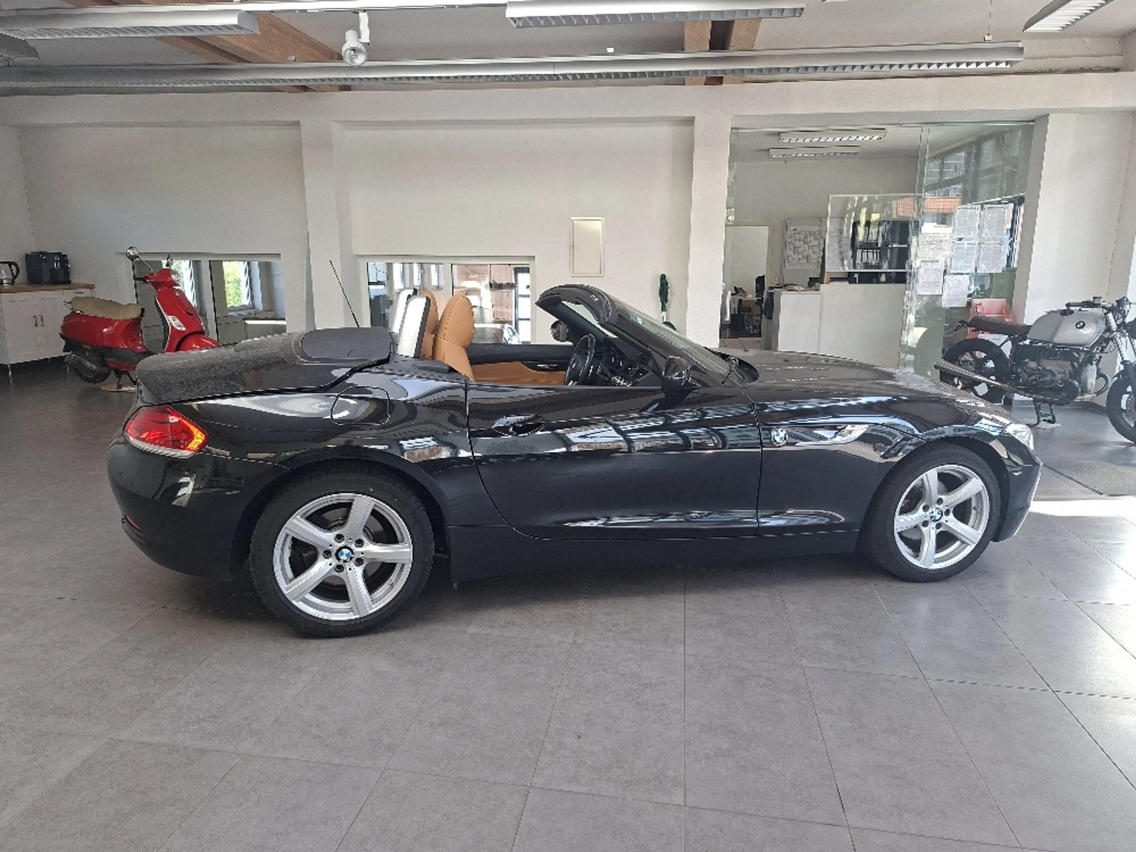 BMW Z4 Roadster sdrive 18 i — photo 12