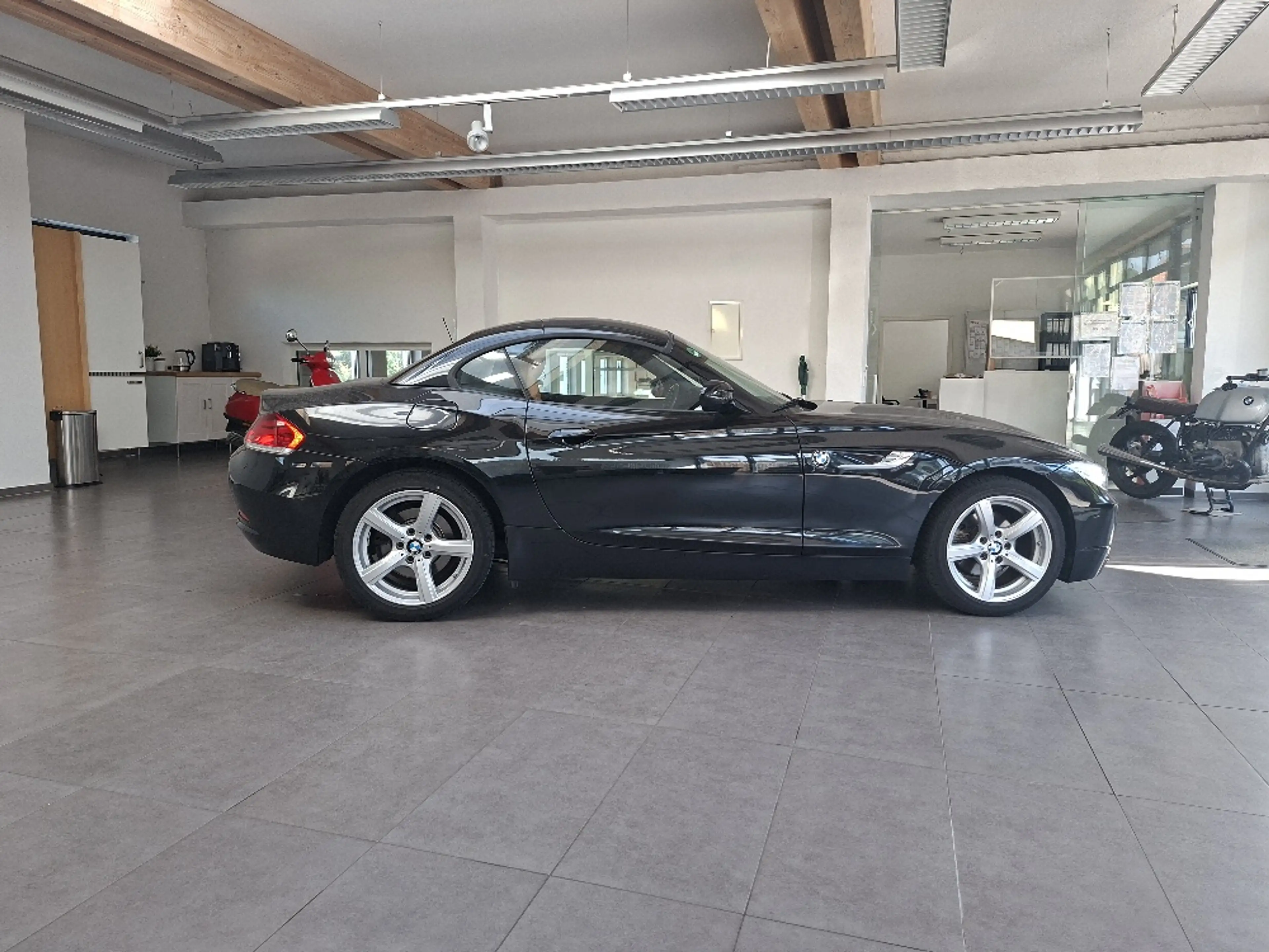 BMW Z4 Roadster sdrive 18 i — photo 4