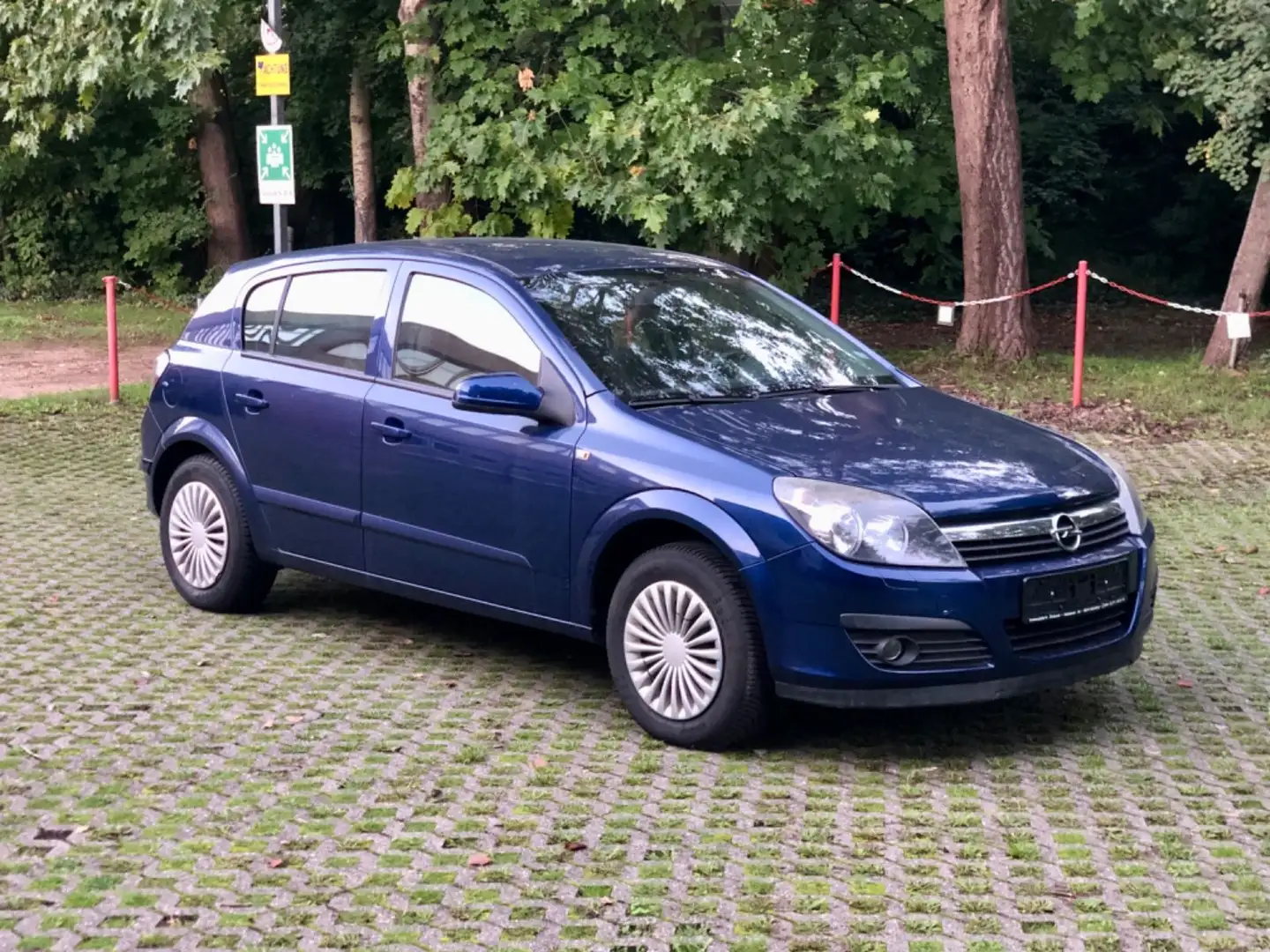 Opel Astra H 1.4 90 PS 2. Hand 8fach ber. TÜV 9/27 Blau - 1