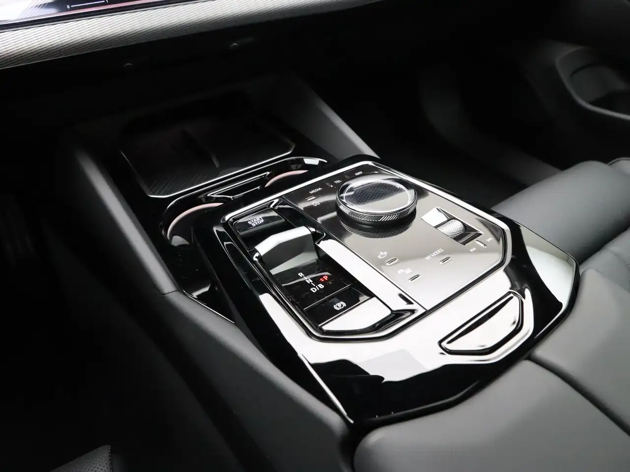 BMW i5 2026 — фото 12