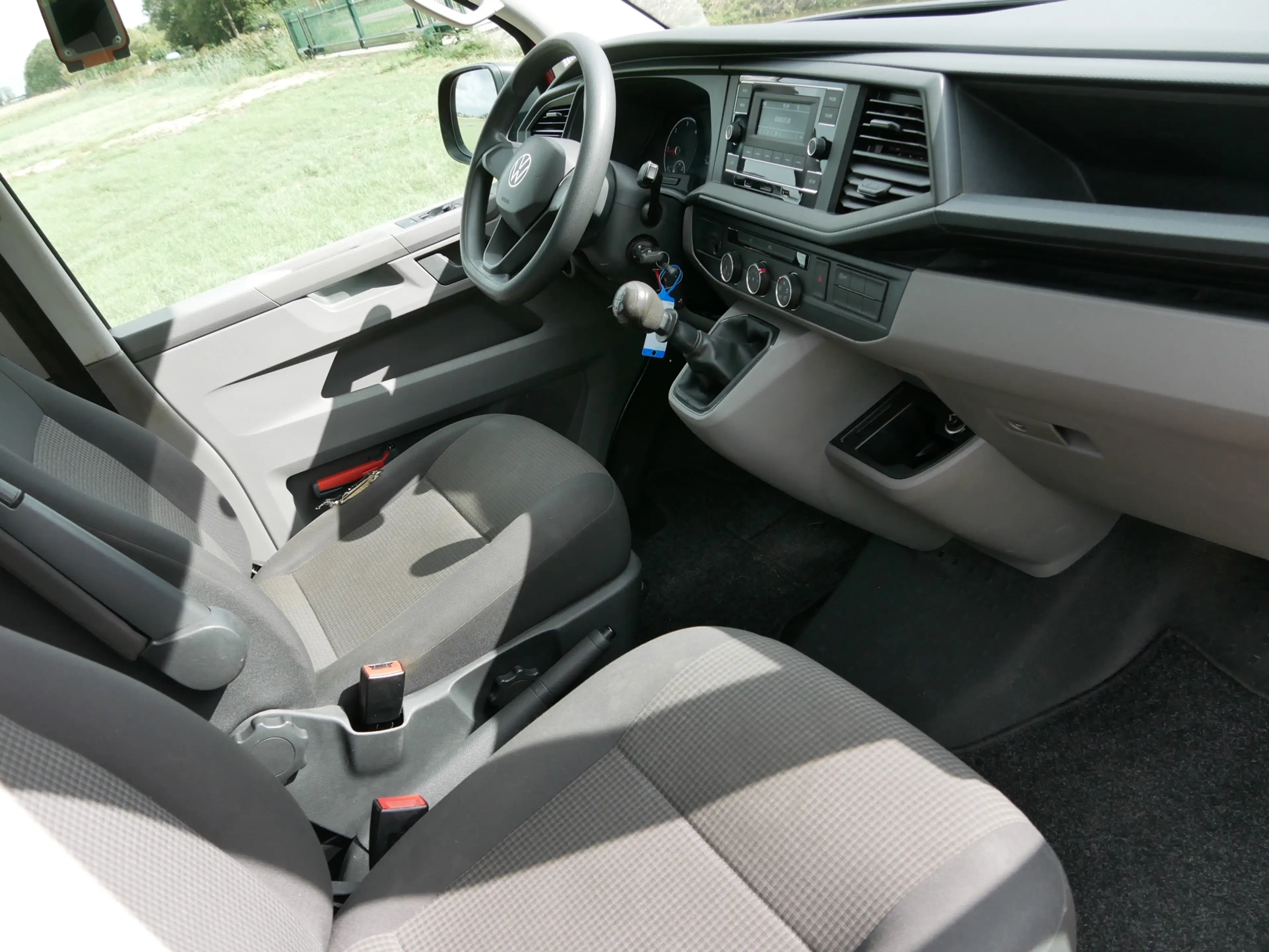 Volkswagen Transporter 2.0 TDI L2H1 DUBB CABINE AC ** 12999 EX BTW ** — photo 11