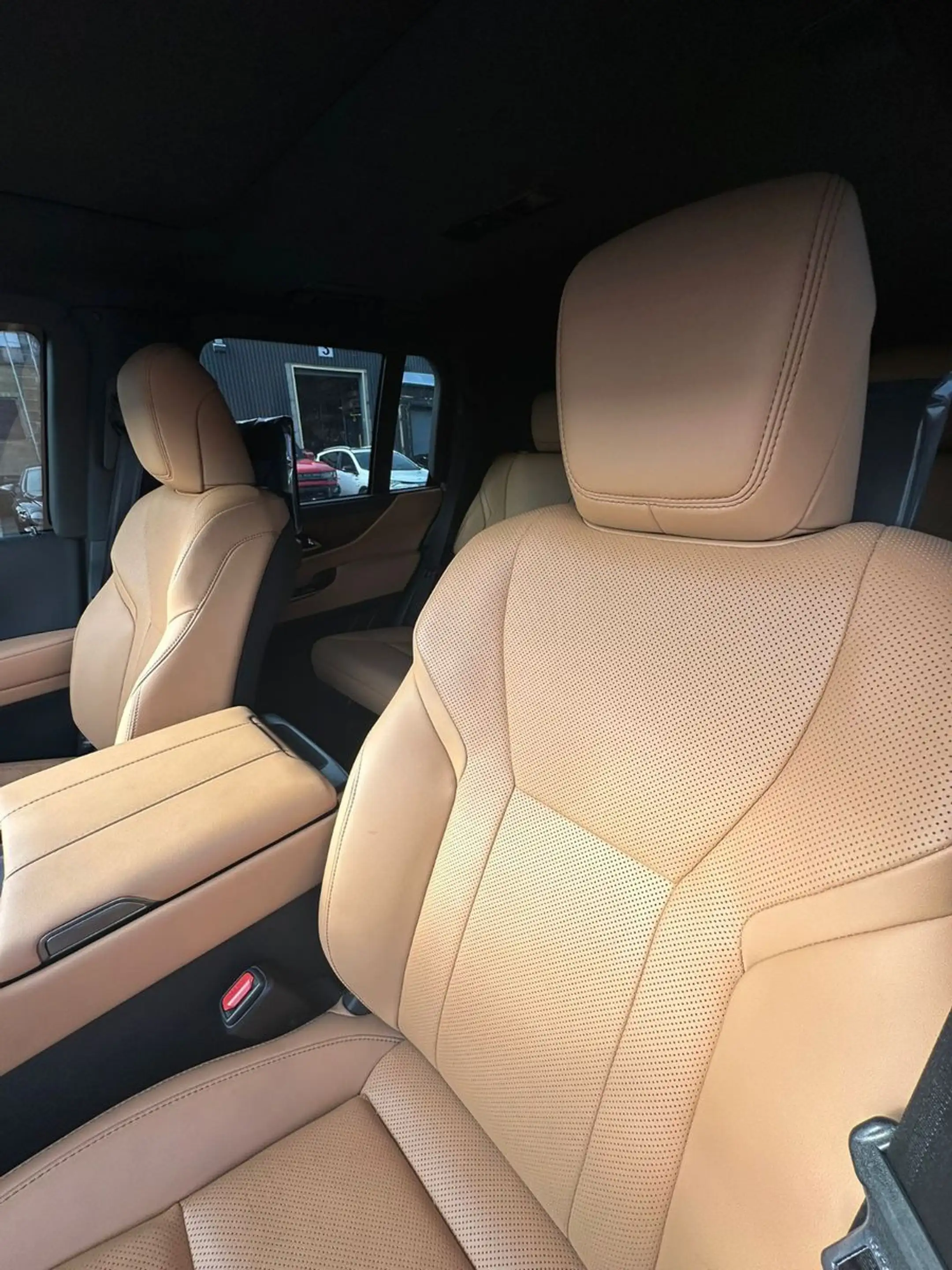 Lexus LX 600 2026 LX 600 Luxury INKAS ARMORED BR6 PANZER — photo 13