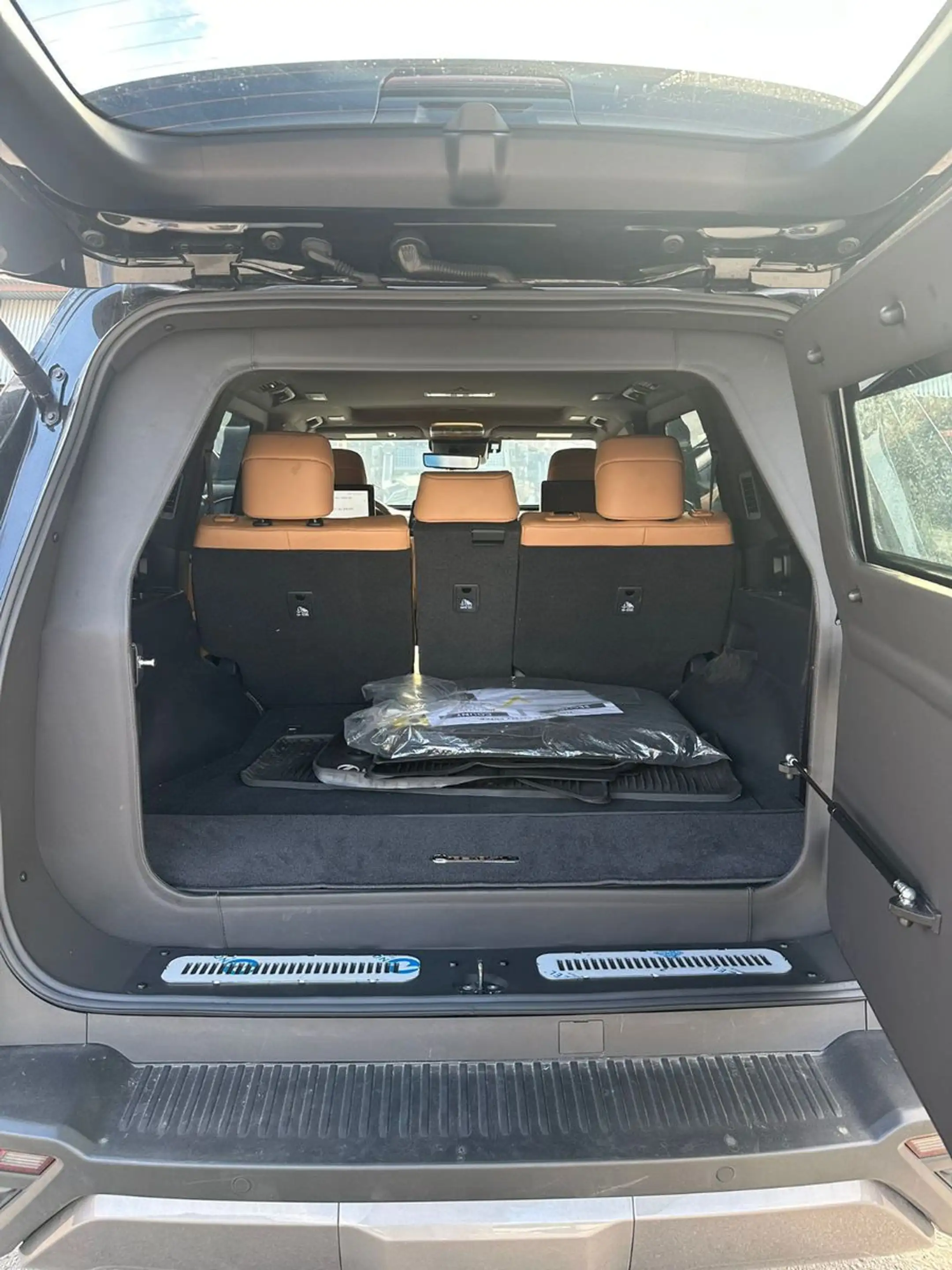 Lexus LX 600 2026 LX 600 Luxury INKAS ARMORED BR6 PANZER — photo 7