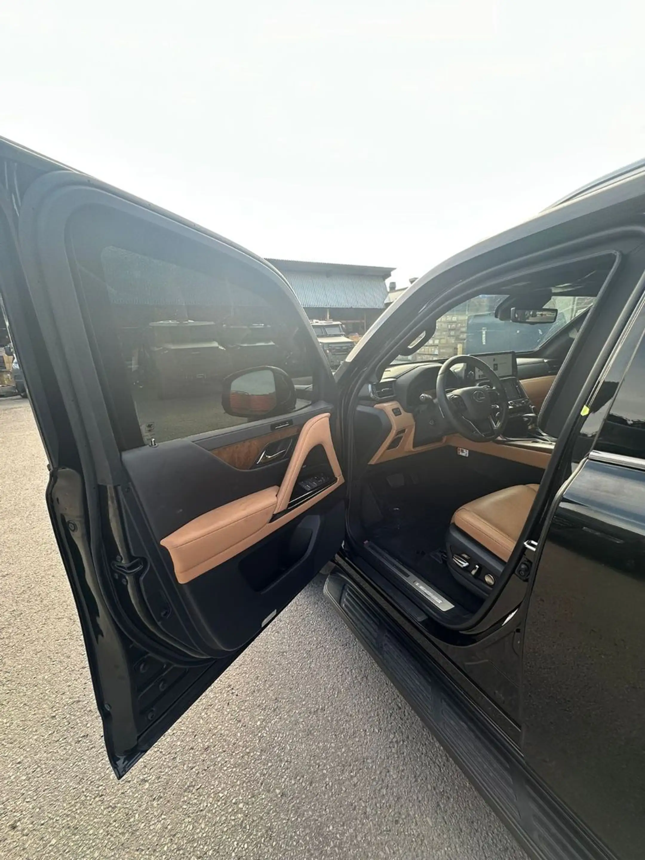 Lexus LX 600 2026 LX 600 Luxury INKAS ARMORED BR6 PANZER — photo 11