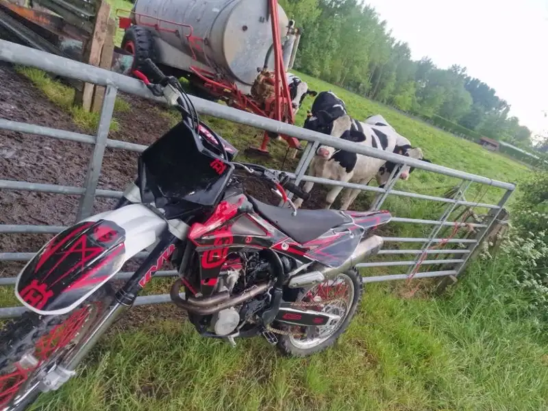 Husqvarna TC 250 - foto 3