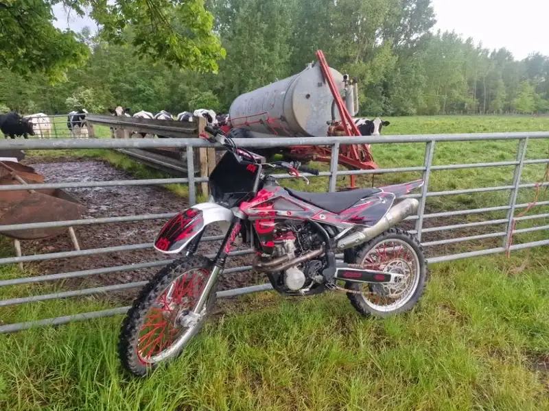 Husqvarna TC 250 - foto 4