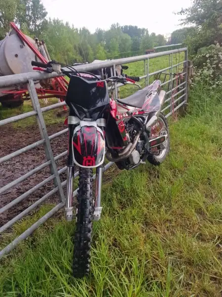 Husqvarna TC 250 - foto 8