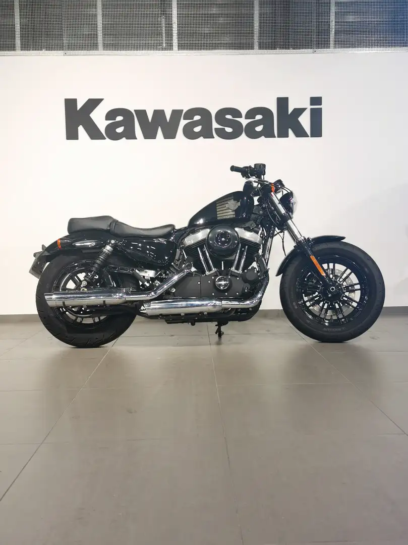 Harley-Davidson Sportster Forty Eight Černá - 2