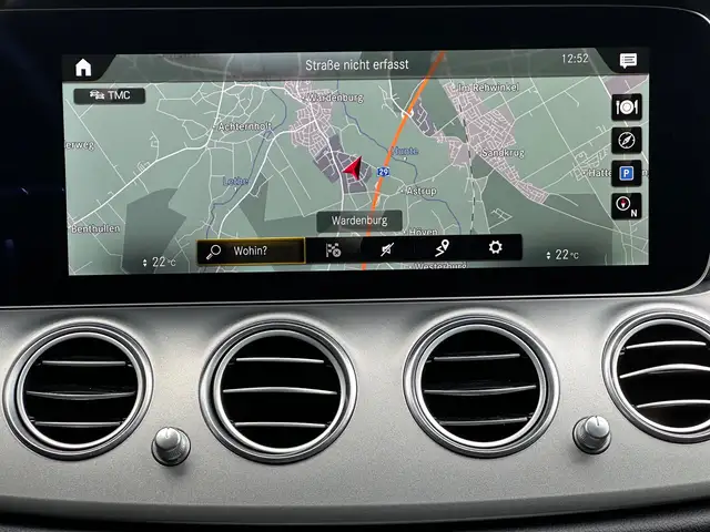 Mercedes-Benz E-Class view 15