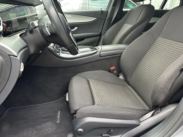 Mercedes-Benz E-Class view 10