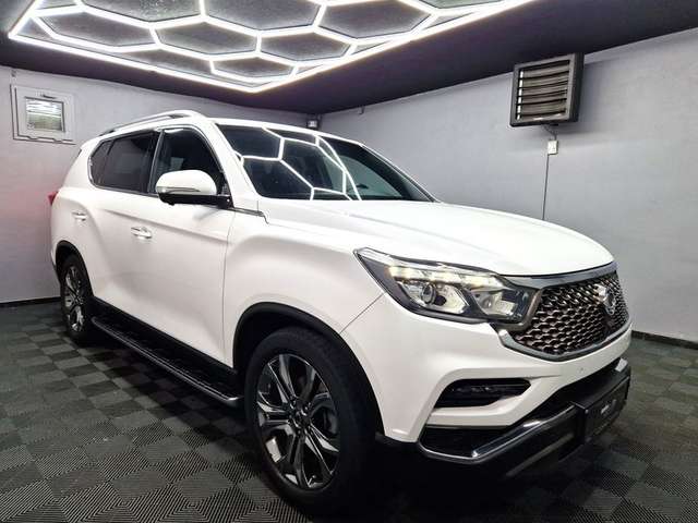 SsangYong Rexton NOBLESSE 2.2 4WD|7SITZE|LEDER|AUTOM|LED|NAVI