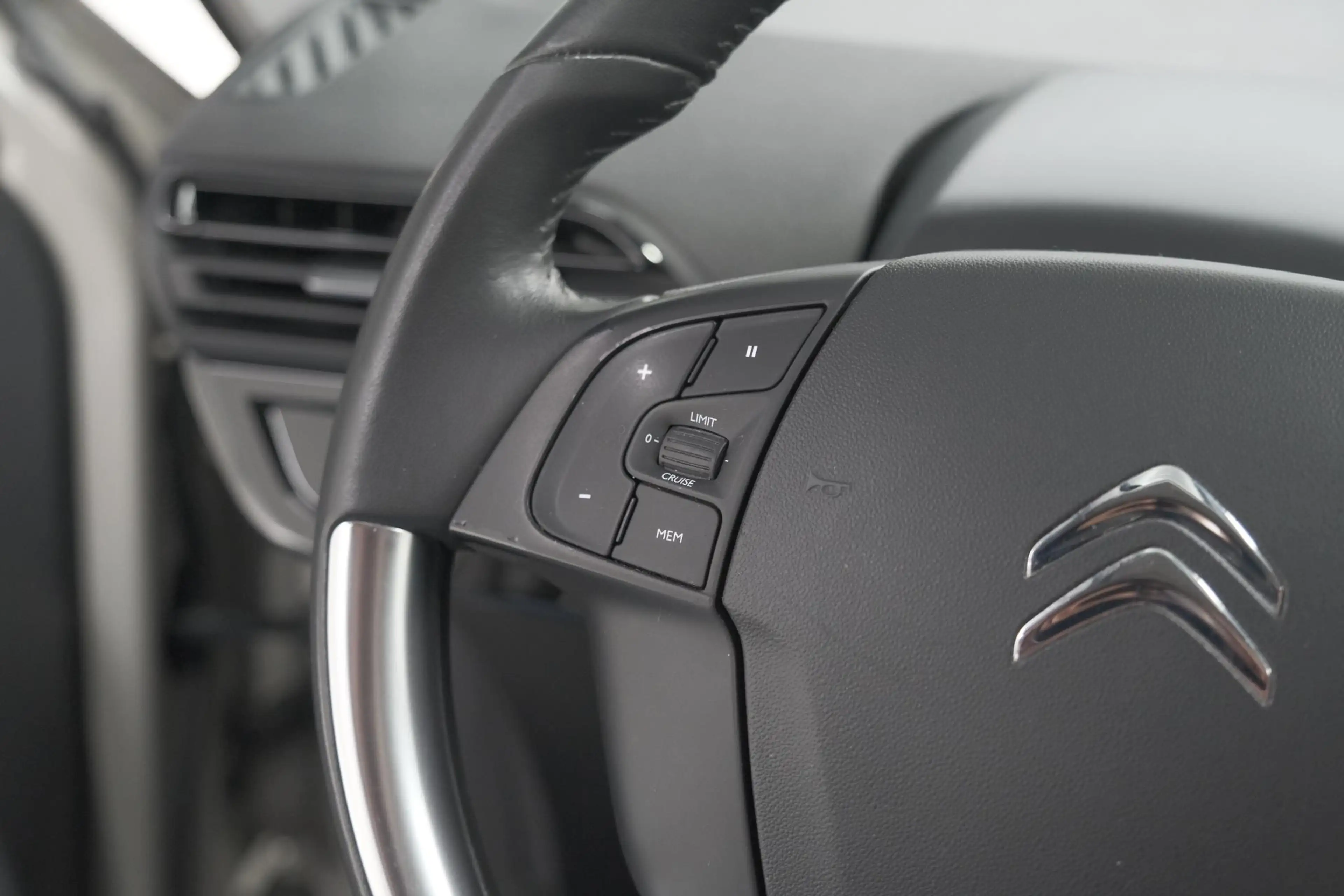 Citroen C4 SpaceTourer PureTech 130 Selection | Trekhaak | Apple Carplay — photo 3