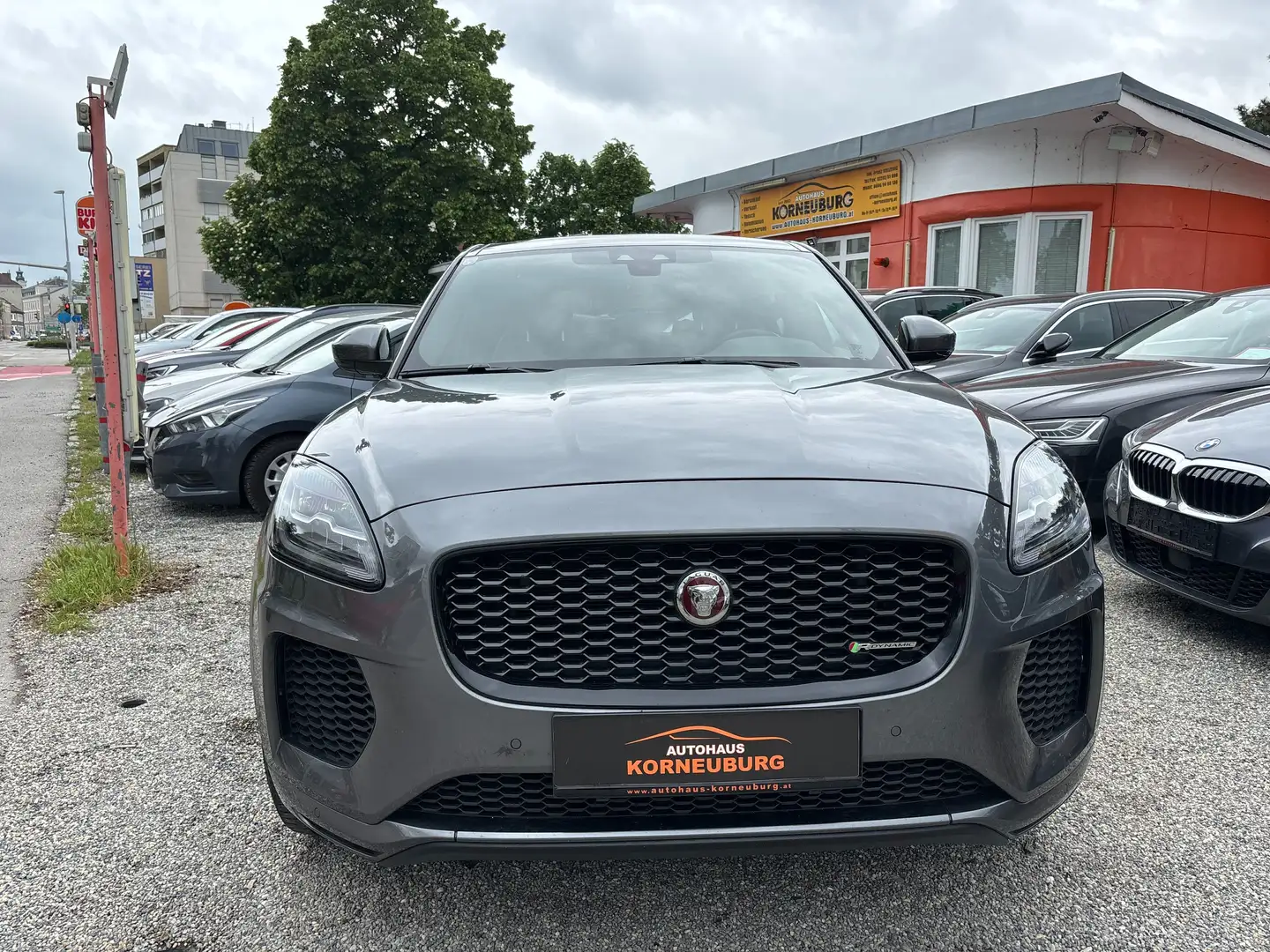 Jaguar E-Pace R-Dynamic S///*Aut.*Allrad*Rückfahrkamera*NAVI* Grau - 2