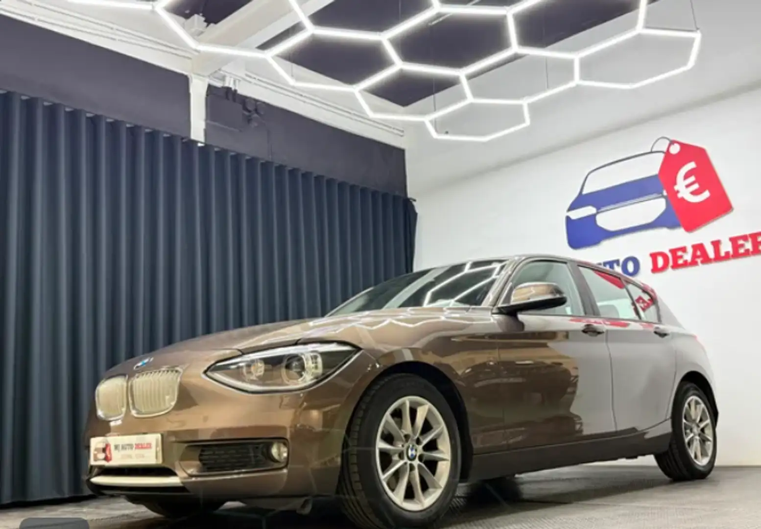 BMW 118 118d - 1
