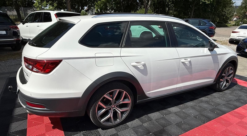 SEAT Leon ST X-Perience 4Drive — photo 2