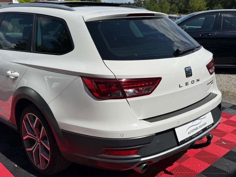 SEAT Leon ST X-Perience 4Drive — photo 5