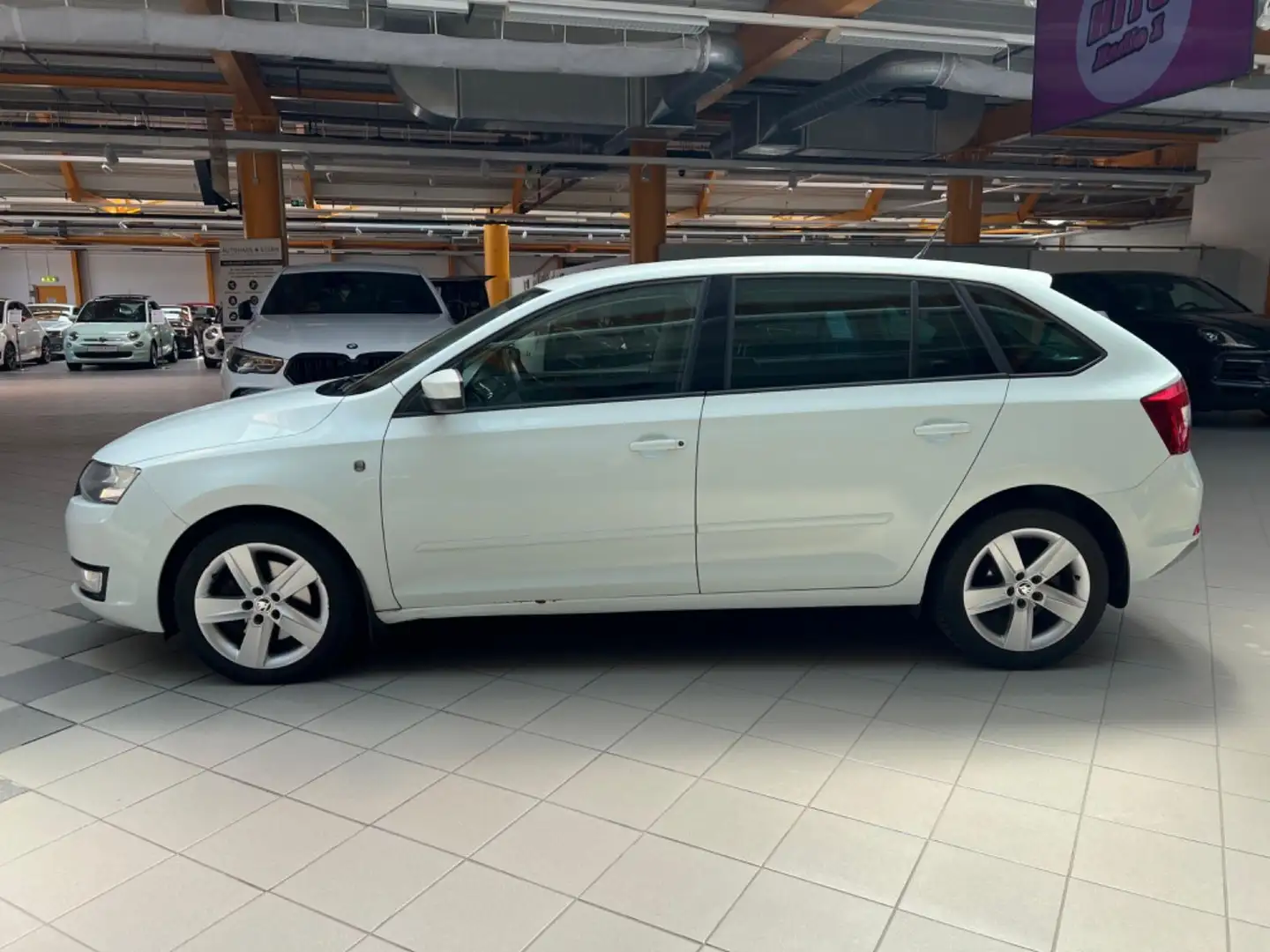 Skoda Rapid/Spaceback |Automatik|Tempomat|PDC|Klima|Isofix|AUX Bianco - 2
