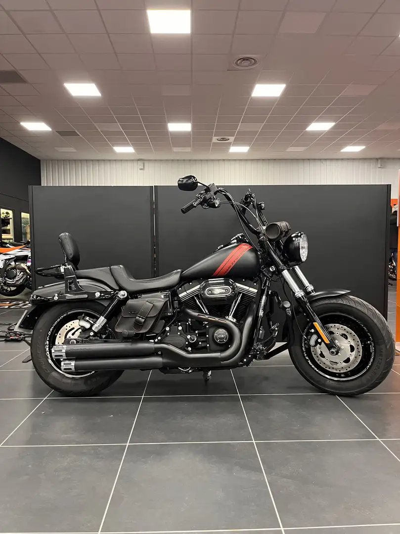 Harley-Davidson Dyna Fat Bob Zwart - 2