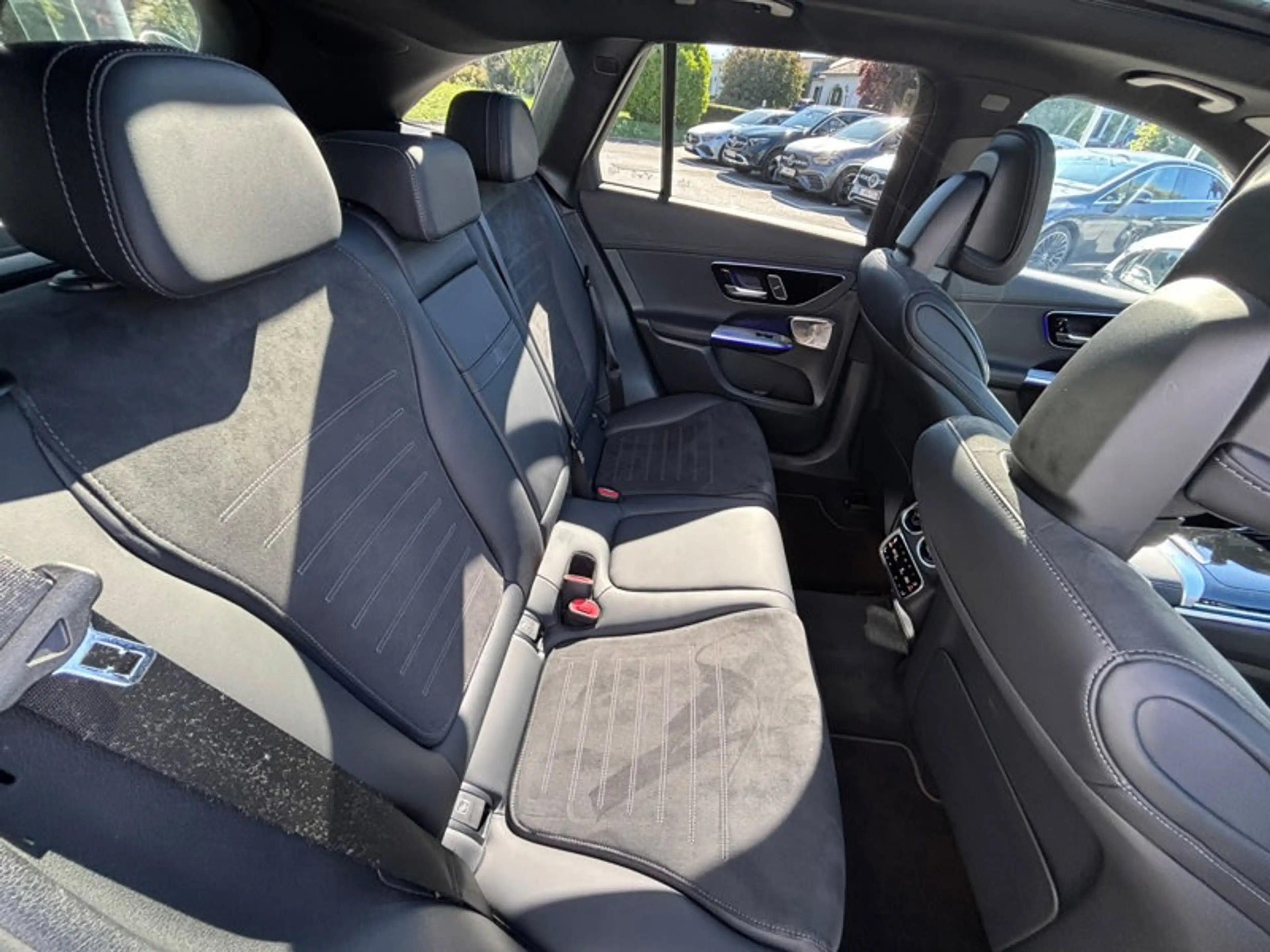Mercedes-Benz GLC 300 d 4M AMG Pack Night Pano Attelage Burmester — photo 13