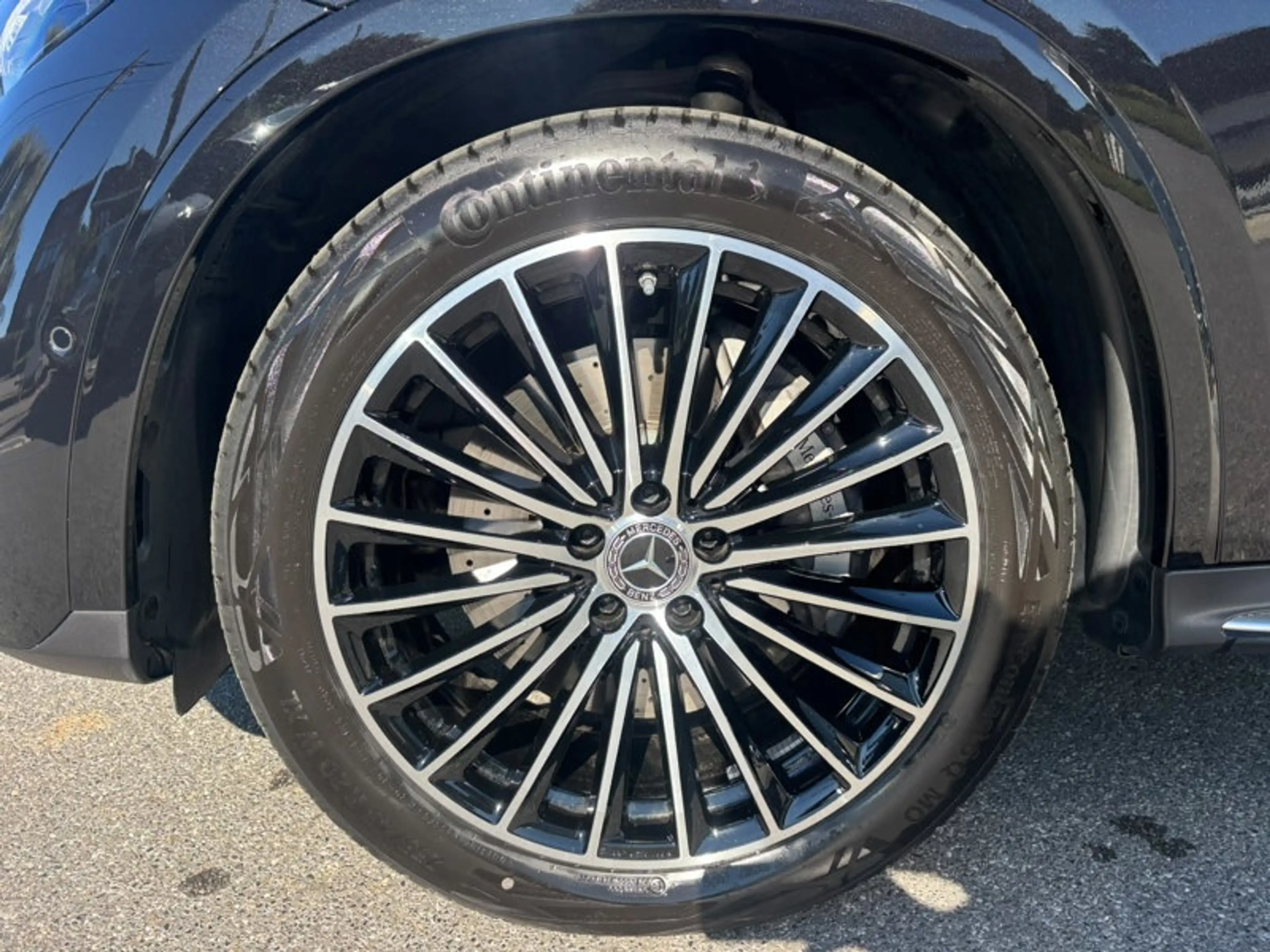 Mercedes-Benz GLC 300 d 4M AMG Pack Night Pano Attelage Burmester — photo 6