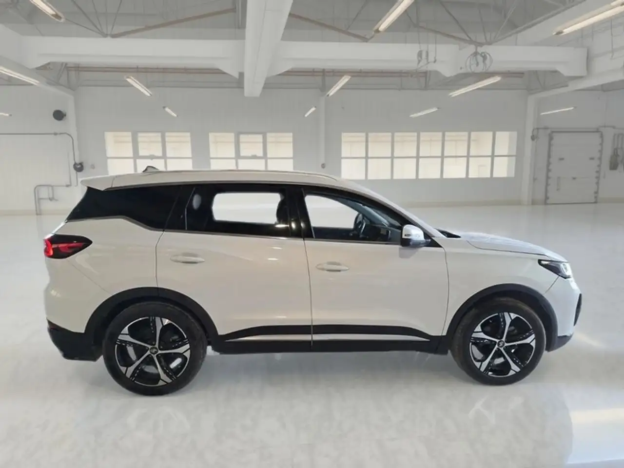 DR Automobiles DR6.0 2022