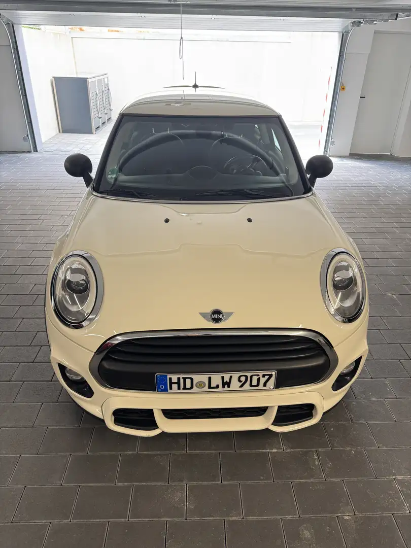 MINI One One Weiß - 1