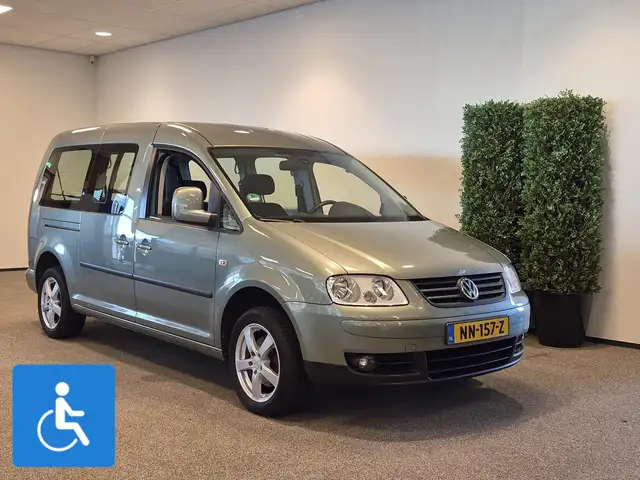 Volkswagen Caddy Maxi Rolstoelauto 5+1