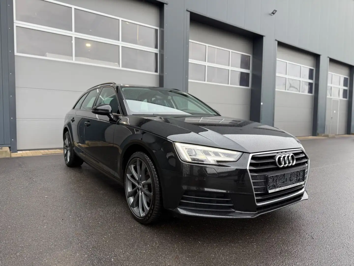 Audi A4 Avant 1.4TFSI,Matrix-LED,Navi,Sitzhz, Schwarz - 1