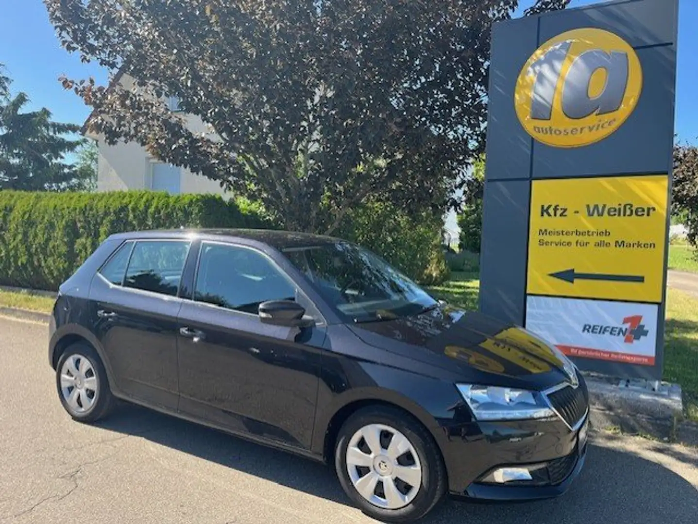 Skoda Fabia Ambition / Automatik Noir - 1